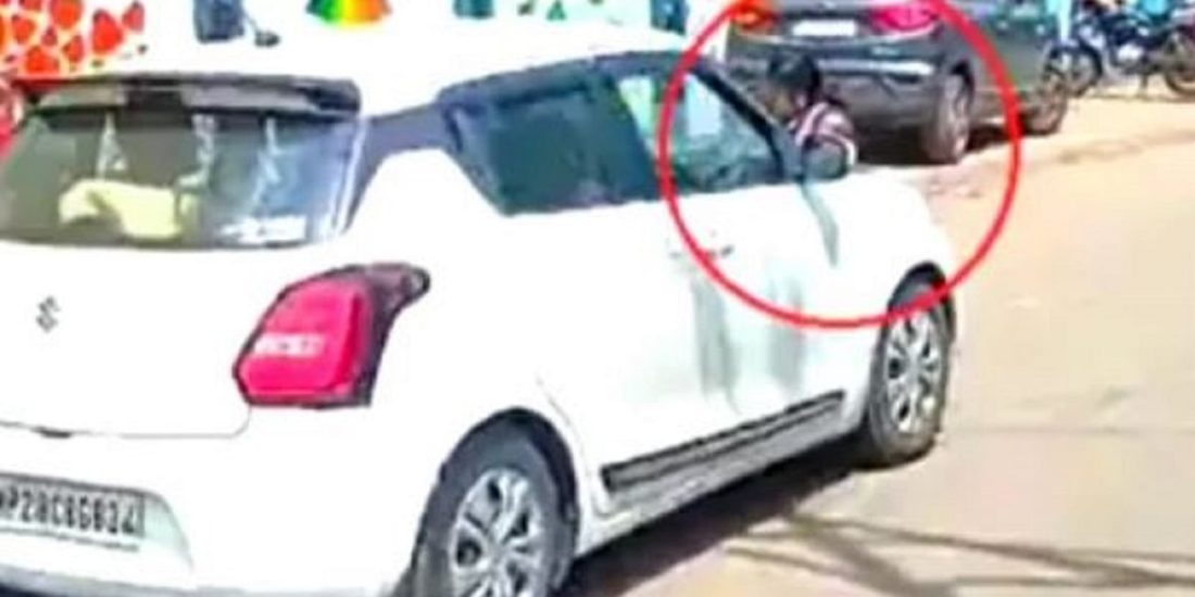 Madhya-Pradesh-Woman-hanged-on-bonnet-of-moving-car-dragged